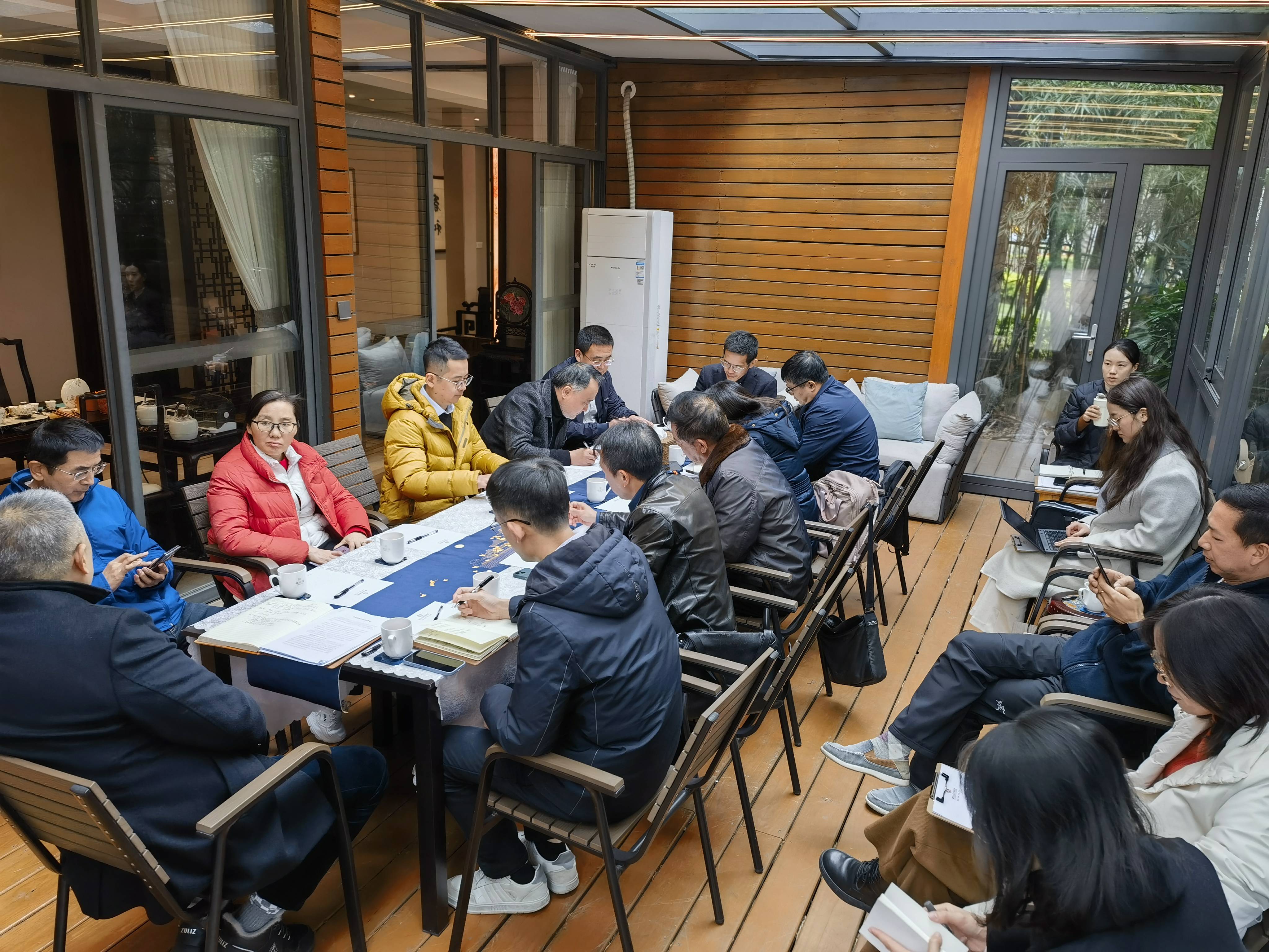 协会召开独立董事和董事会秘书座谈会